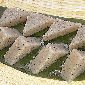 三角こんにゃく(黒)鹿の子1kg23495