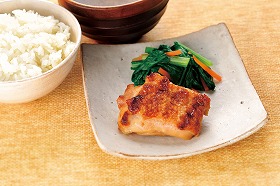 やわらか若鶏もも炭火焼 540g(10個入) 12774