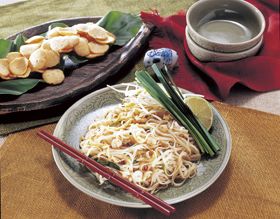 MCC)タイ風焼きそば<パッタイ>辛口 180g★価格変更