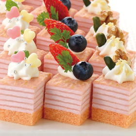 ミニカットケーキ ミルクレープ(いちご) 490g(48個入) 18890 販売期間 2月末頃-4月★販売期間終了